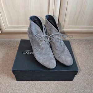 Women's Gray Suede Chukka Boots